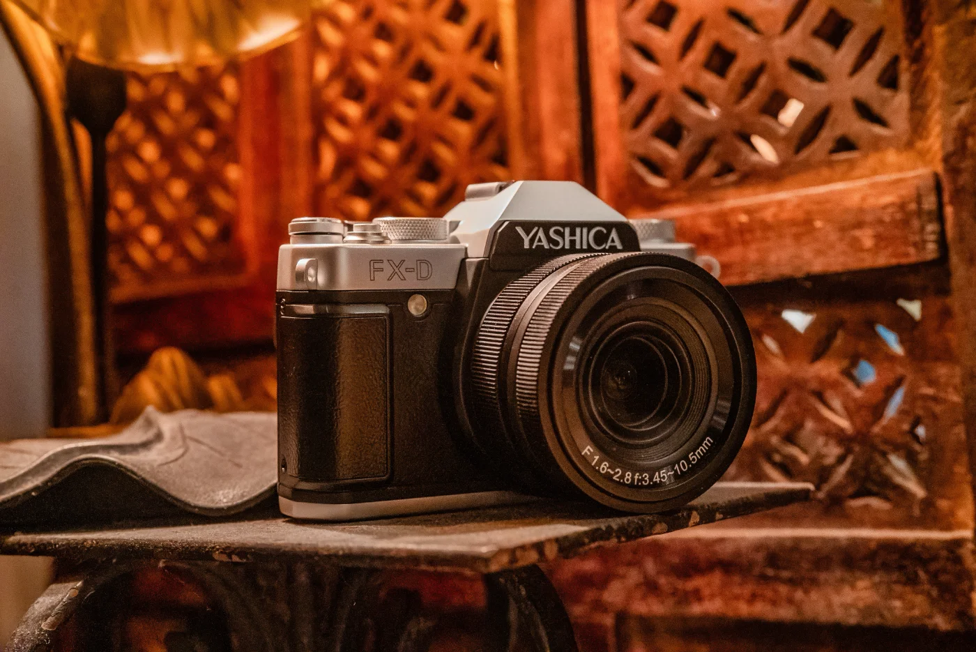 Yashica FX-D 100, FX-D 300 and FX-D S300