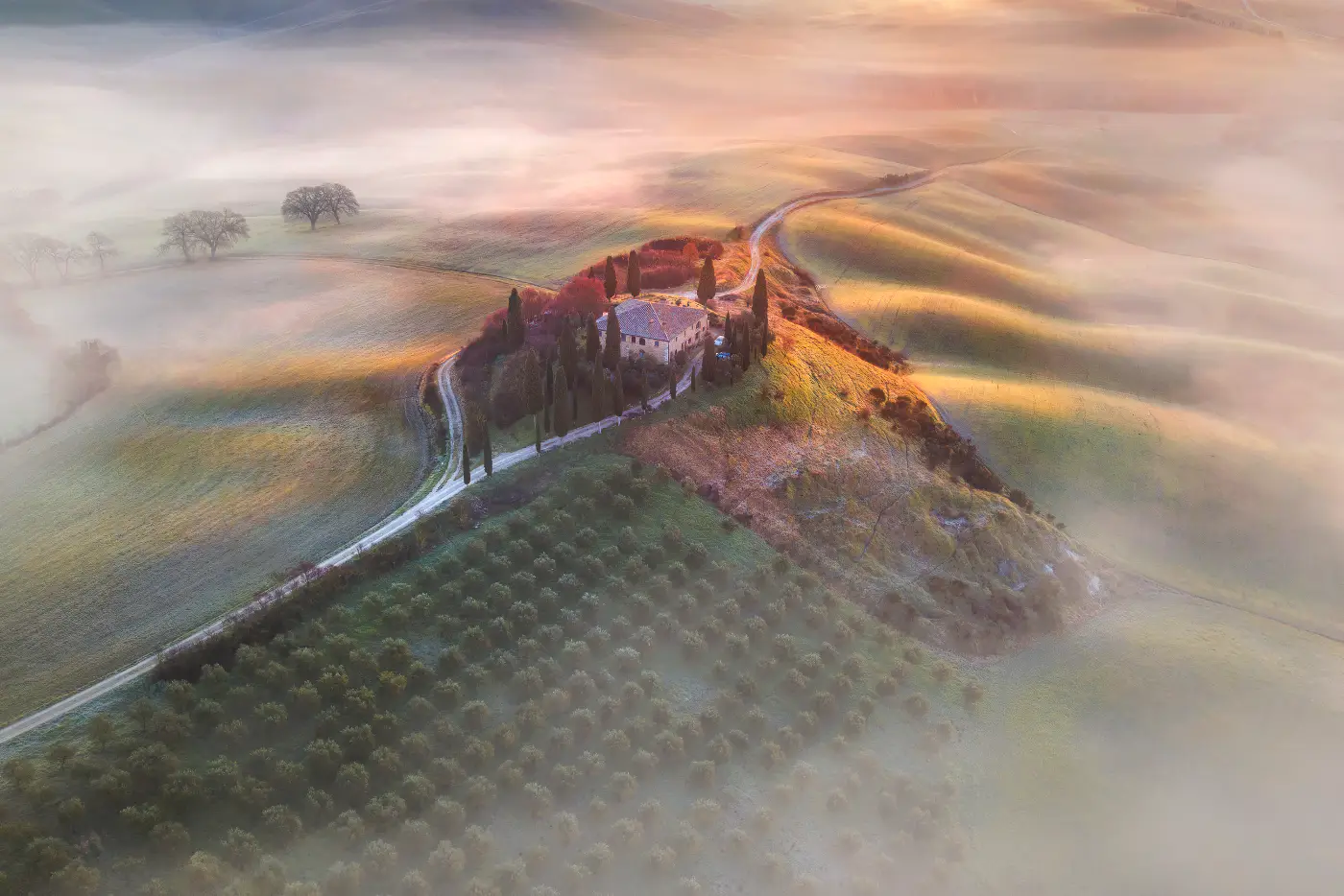 AndreJa Ravnak - Near Pienza, Tuscany, Italy, Travel Photographer of the Year 2023, winner/TPOTY.com