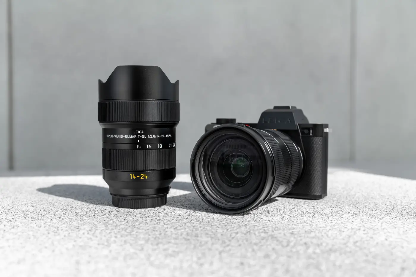 Leica SL ultra-wide-angle lenses: Leica Super-Vario-Elmarit-SL 14-24 f/2.8 ASPH. and Leica Super-APO-Summicron-SL 21 f/2