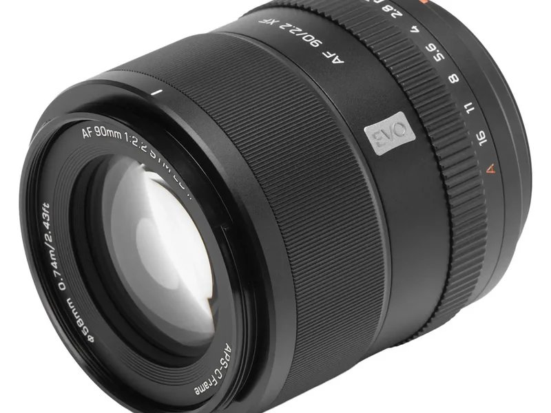 Viltrox 90mm f/2.2 AF EVO: compact telephoto lens