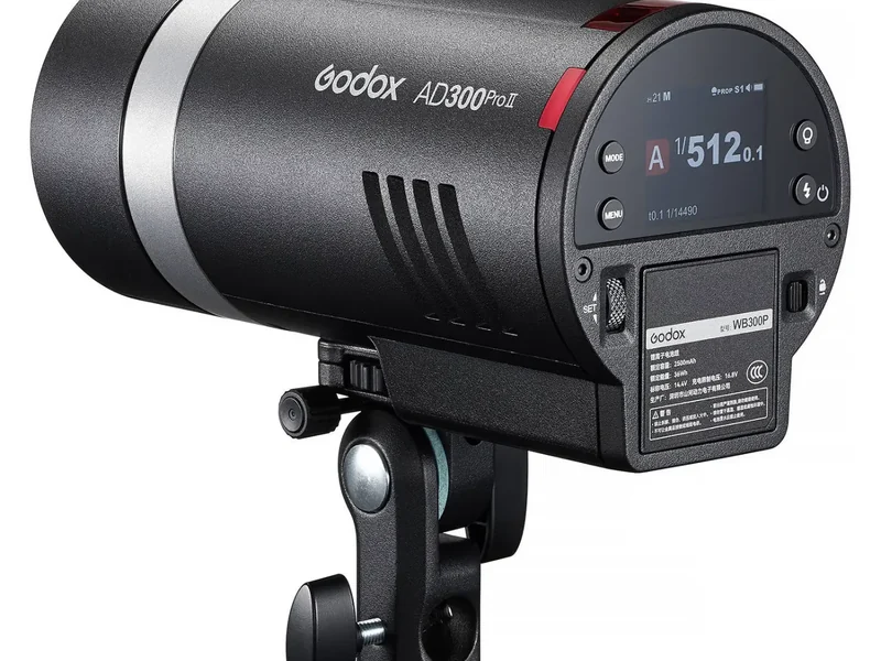 Godox AD300 Pro II: new battery-powered flash