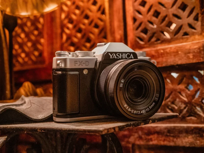 Yashica FX-D 100, FX-D 300 and FX-D S300