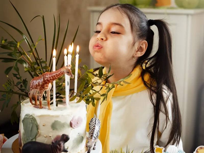 Verjaardag? Hoe je het uitblazen van de kaarsjes perfect fotografeert