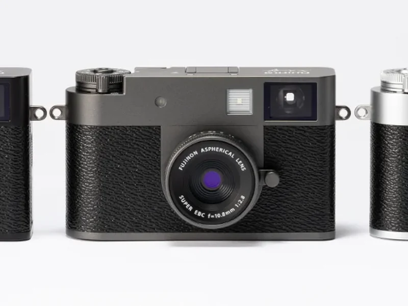 Fujifilm X half: Digital Retro Compact Camera with Half-Frame Format
