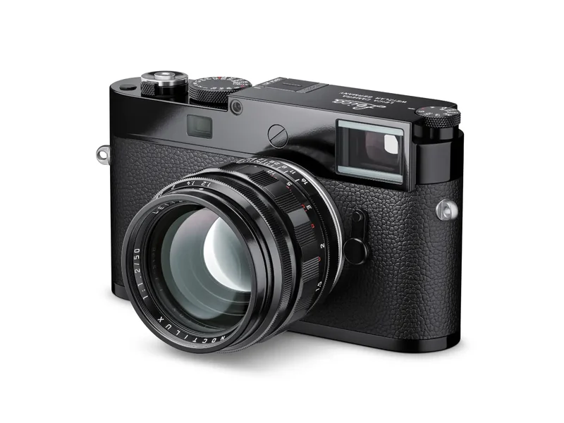 Leica M11 and Leica Noctilux-M 50 f/1.2 ASPH. in Glossy Black