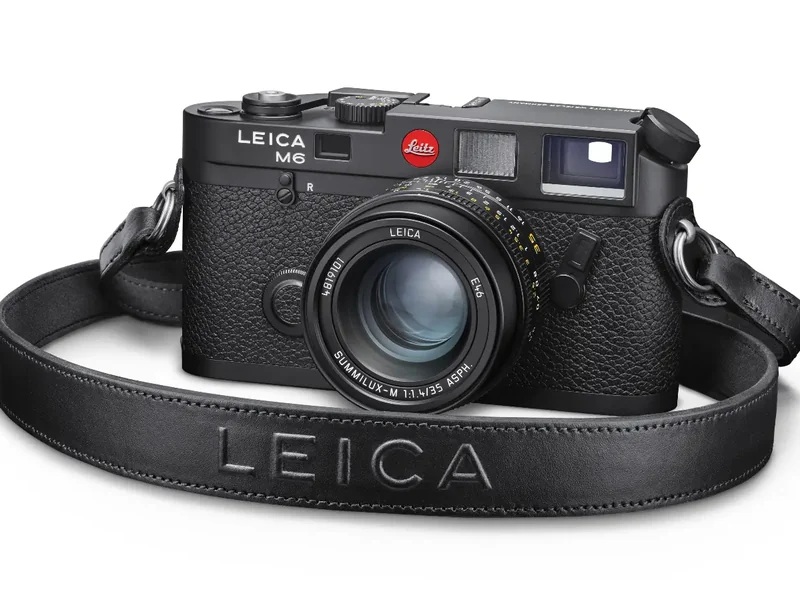 Leica M6: Return of an Analog Icon
