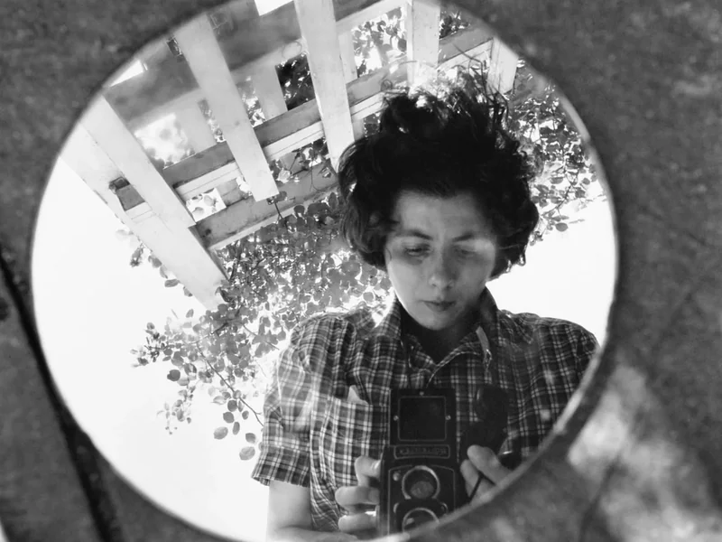Vivian Maier. Het zelfportret en zijn dubbel