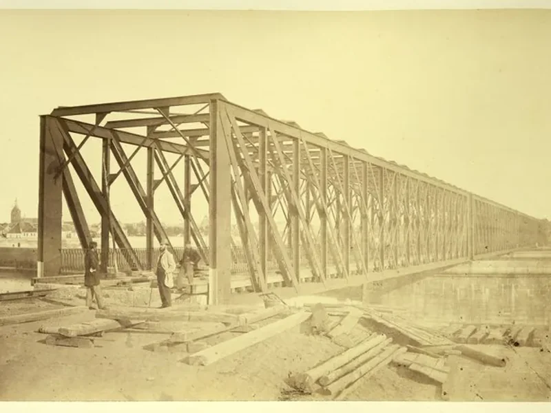 Julius Perger fotografeerde de Maasbrug