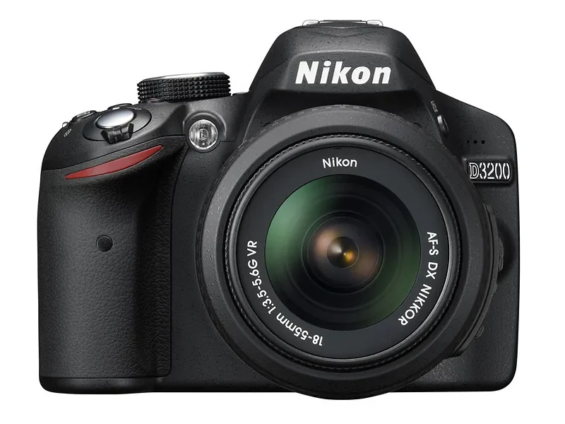 Nikon D3200: 24 Megapixels with (Almost) No Drawbacks