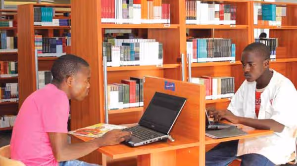 Rede de Mediatecas de Angola cria centros de formação tecnológica
