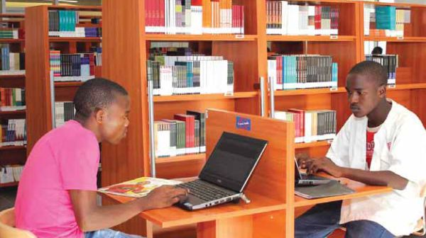 Rede de Mediatecas de Angola cria centros de formação tecnológica