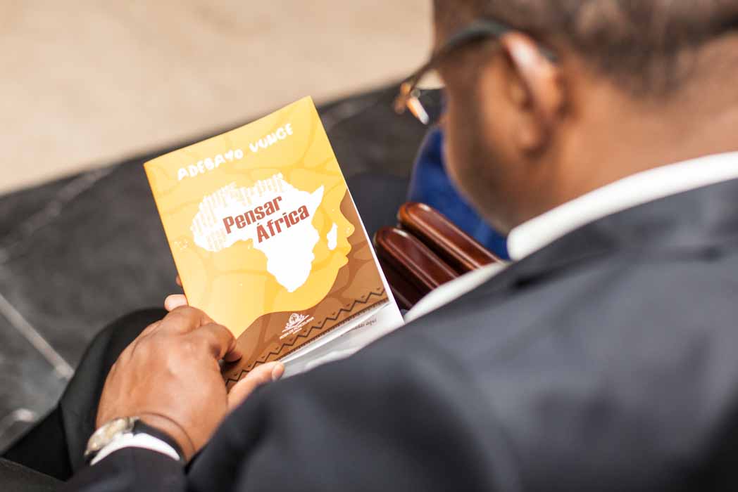 “Pensar África” de Adebayo Vunge e o desafio de transformar o continente 