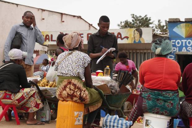Sector informal continua a dominar actividade económica no país 