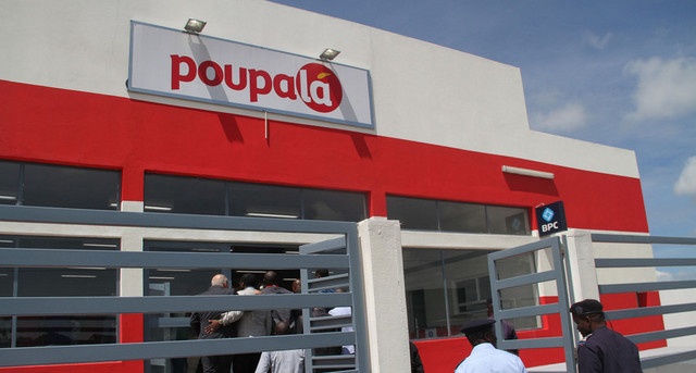Jovens ganham emprego com inauguração de uma Loja "Poupa Lá" em Camabatela