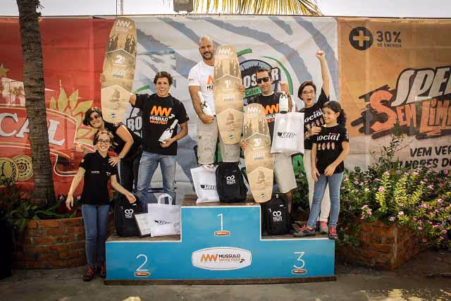 Vencedores do Mussulo Wake Fest recebem troféus