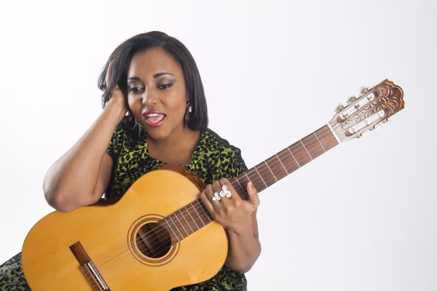 “Morena de Cá” volta ao Palco da Trienal de Luanda