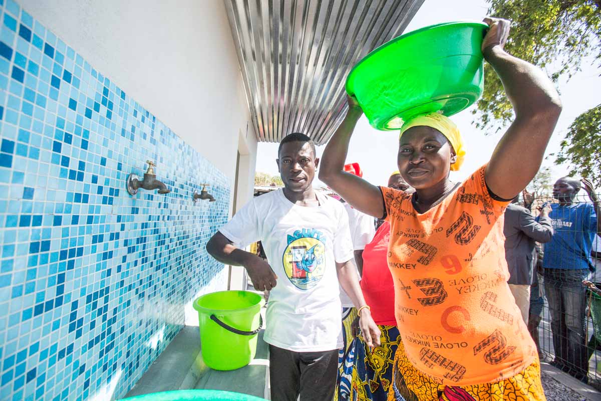 Luau. O fim de mais de quatro décadas sem água potável