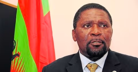 UNITA recusa convite da TPA para uma entrevista a Isaías Samakuva e desafia o líder do MPLA para um frente-a-frente.