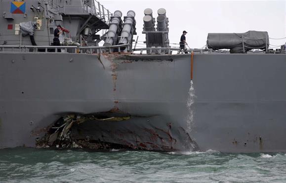 Singapura. colisão no mar faz pelo menos 5 feridos e 10 desaparecidos