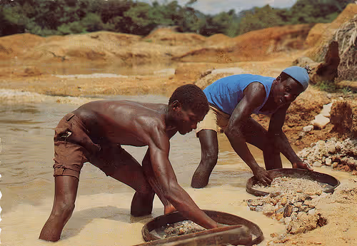Angola: Canadianos vão explorar diamantes do rio Luembe