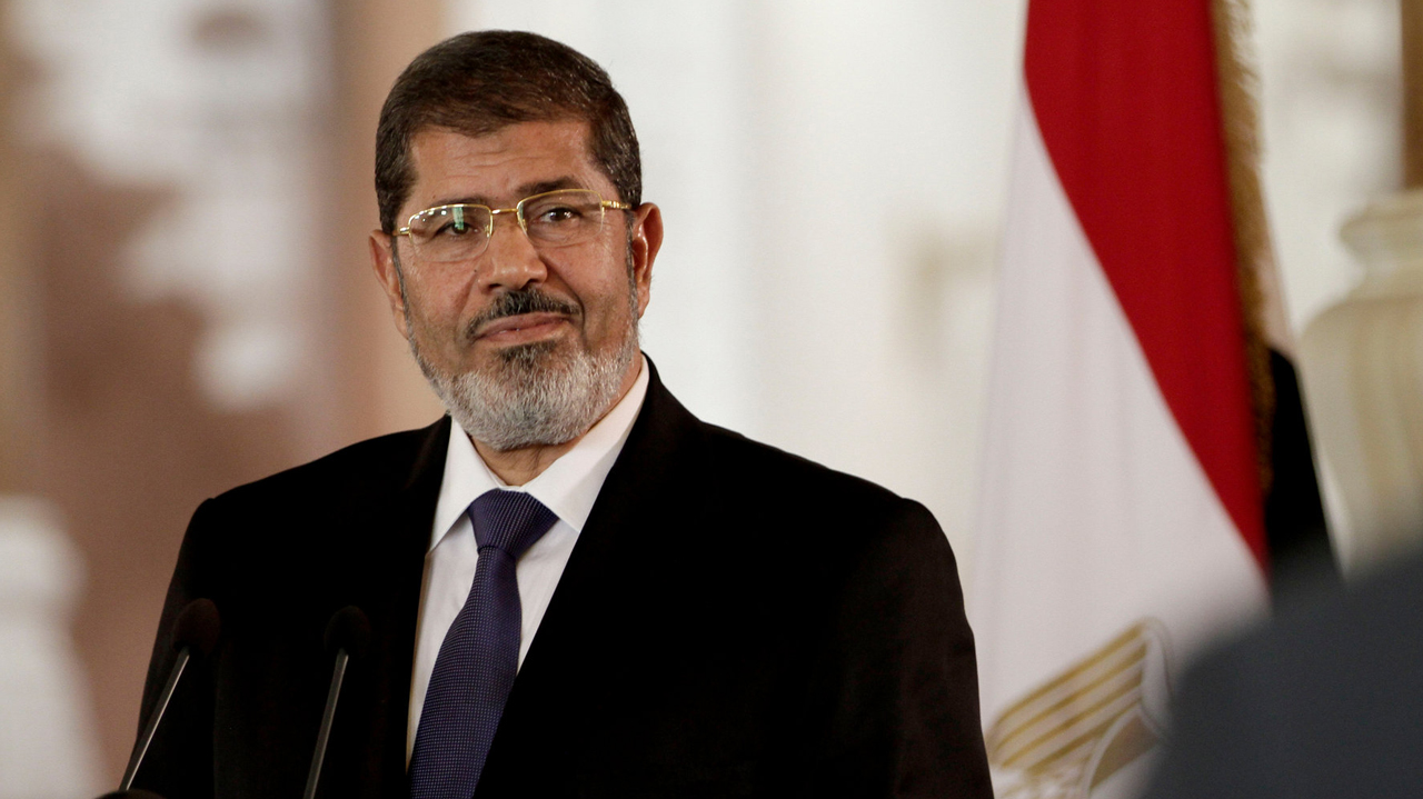Egipto: Justiça egípcia confirma prisão perpétua para ex-presidente Mohamed Morsi