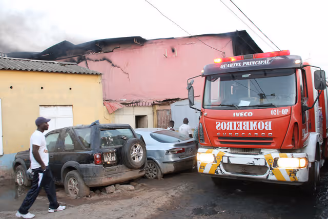Incêndio em residência faz três mortos no Cazenga