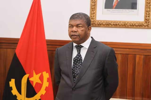 Angola. Ministros empossados com aviso: Serão avaliados pelo trabalho