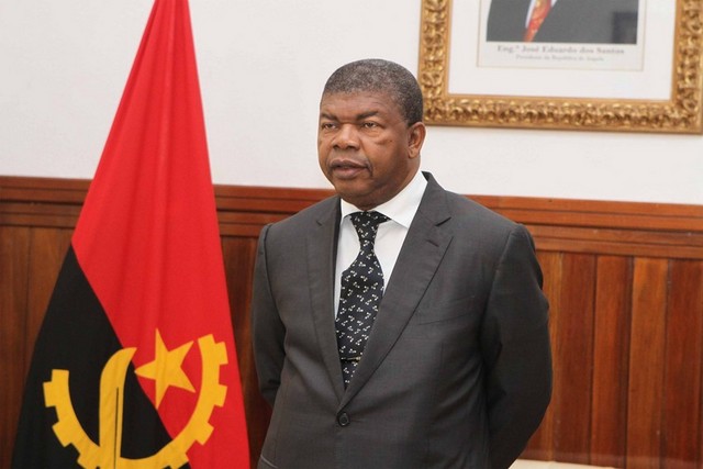 Angola. Ministros empossados com aviso: Serão avaliados pelo trabalho