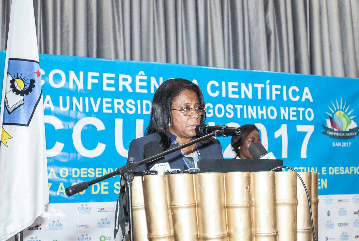 A investigação científica e o papel da academia na resolução de problemas locais