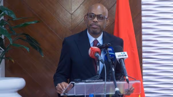 Angola não descarta apoio do FMI com financiamento