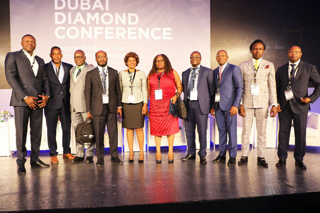 Sodiam debate problemas da indústria diamantífera na Conferência de Diamantes no Dubai