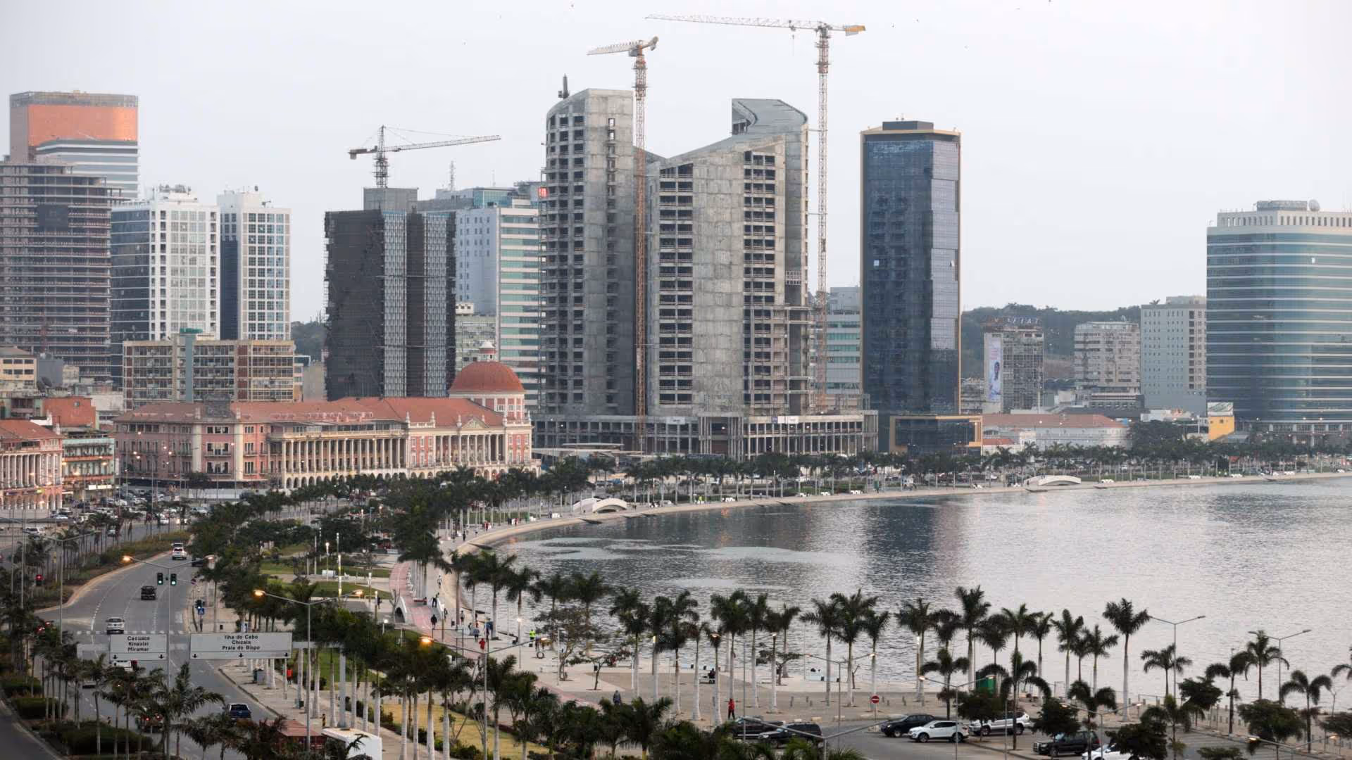 Inflação em Angola deverá subir para quase 23% em 2017