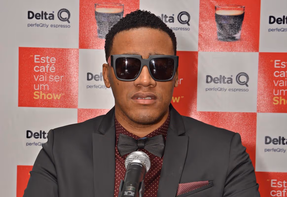 Delta Q renova contrato com Anselmo Ralph e reforça ligação com os consumidores de café em Angola