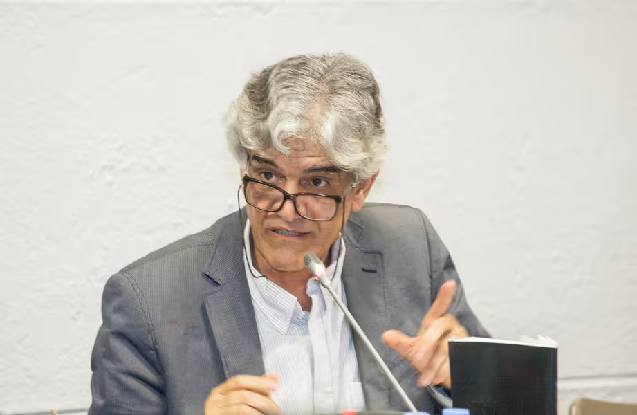 “A prioridade estratégica deste país é, sem dúvida nenhuma, a educação”, afirma professor Nelson Pestana
