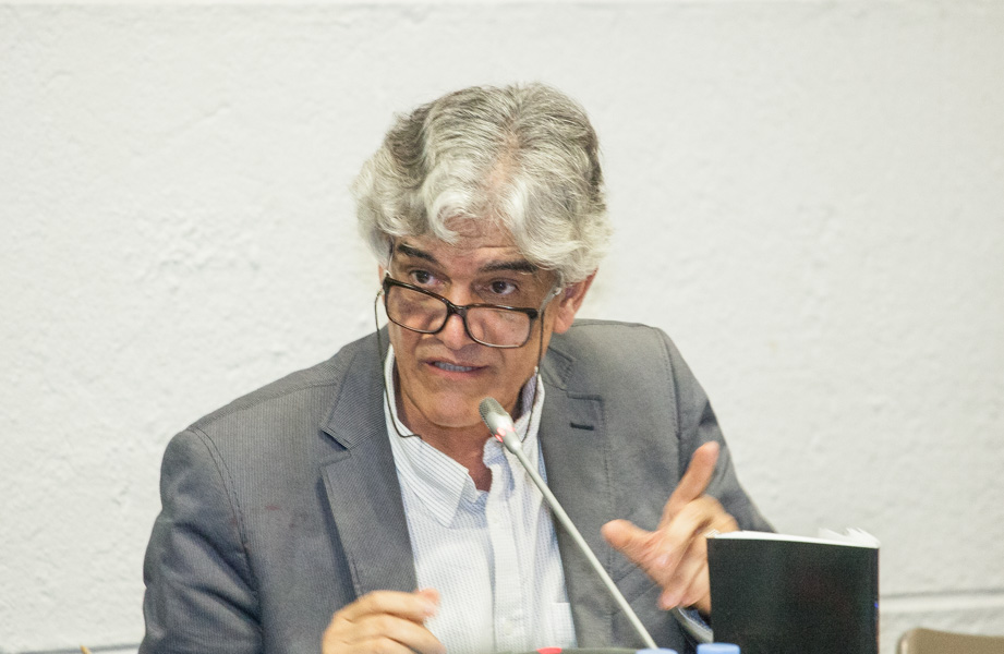“A prioridade estratégica deste país é, sem dúvida nenhuma, a educação”, afirma professor Nelson Pestana
