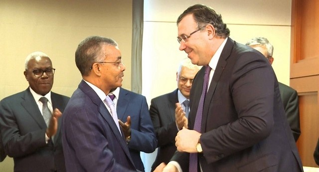 Sonangol e Total assinam acordos de relançamento da indústria petrolífera nacional