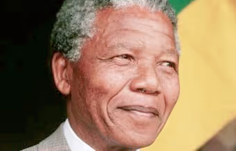 ONU vai assinalar 100 anos do nascimento de Nelson Mandela com cimeira da paz