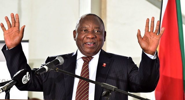 Cyril Ramaphosa eleito presidente da África do Sul após renúncia de Jacob Zuma