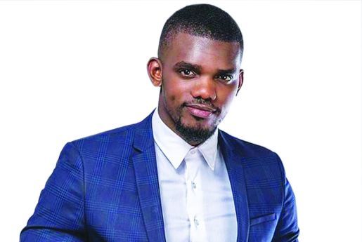 “Para fazer humor e ter projecção como a conquistada pelos Tuneza, hoje, é preciso investigar muito”, afirma Gilmário Vemba