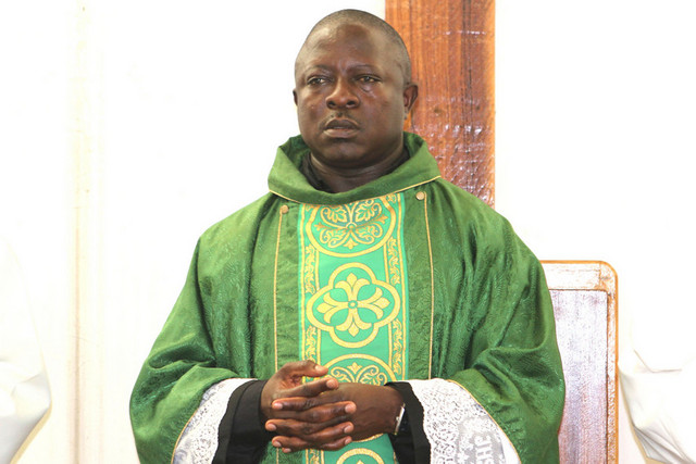 Padre denuncia tráfico de órgãos humanos no Moxico