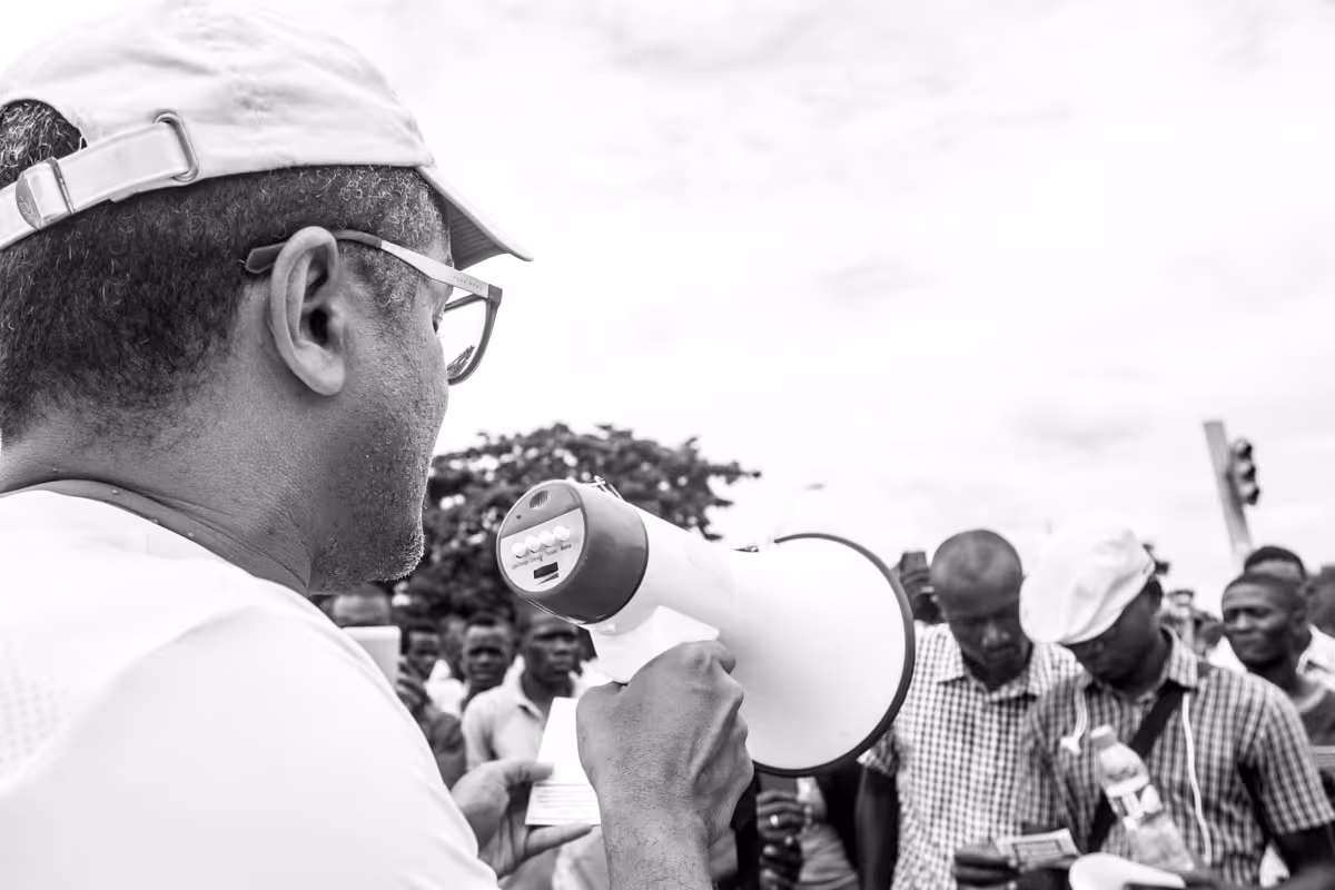 Rostos da manifestação contra a proposta de Lei Sobre Repatriamento de Capitais