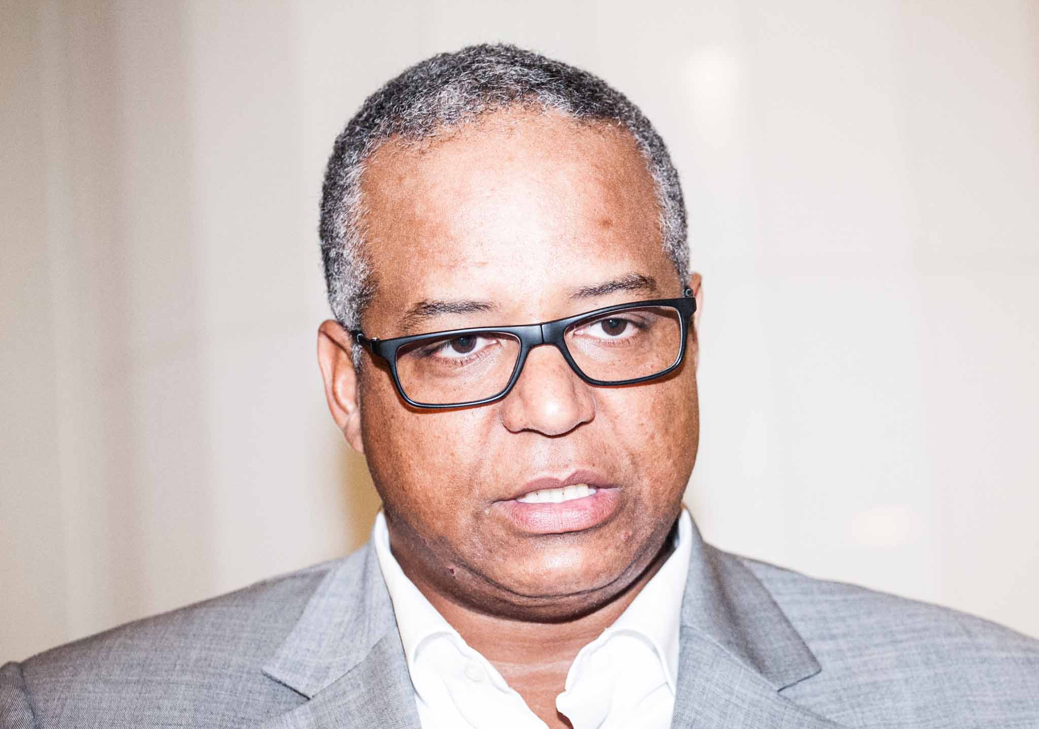 “Os jovens têm que ser direccionados para o uso das tecnologias”, afirma Marcos Agostinho