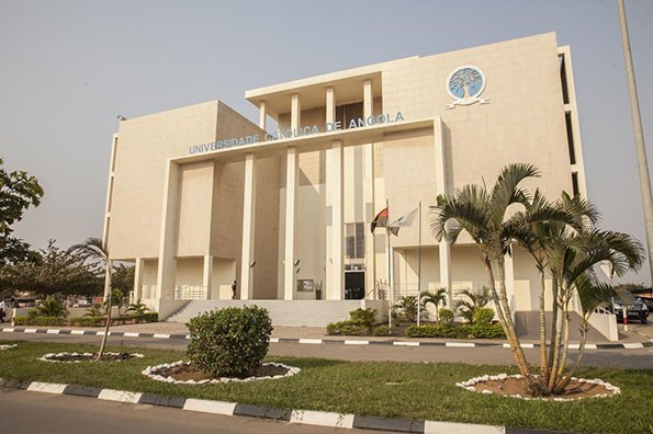 UCAN abre primeiro centro de documentação em Angola