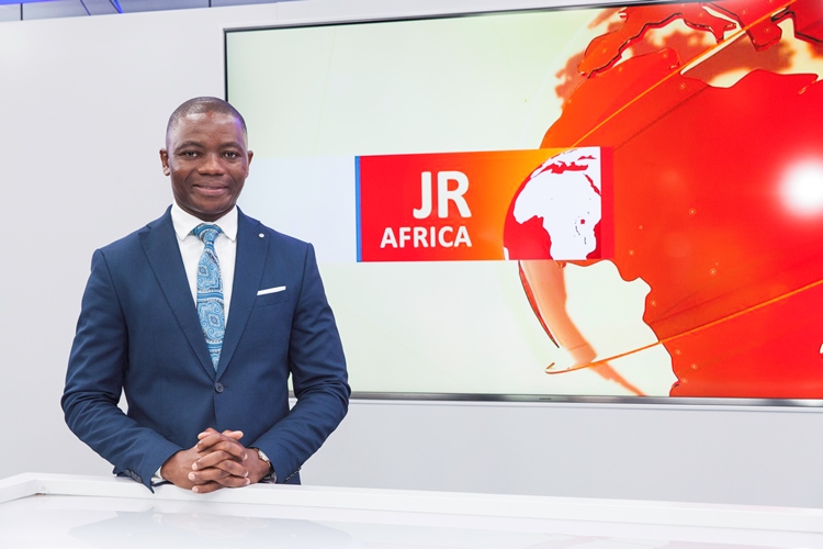 Primeiro jornal Record TV África é transmitido e produzido partir de Angola 