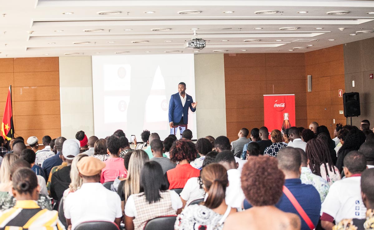 Ideias em Acção promove empreendedorismo jovem para diversificação nacional 