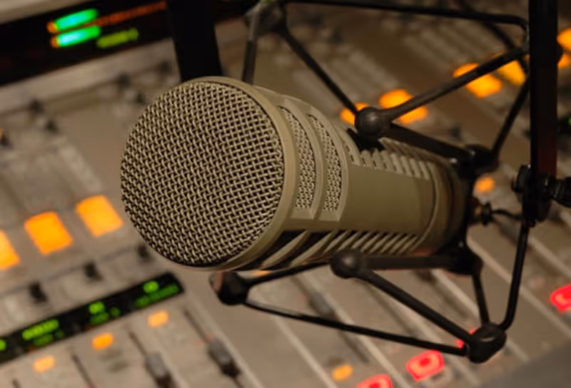 Centro de Formação Desland promove Curso de Locução Radiofónica