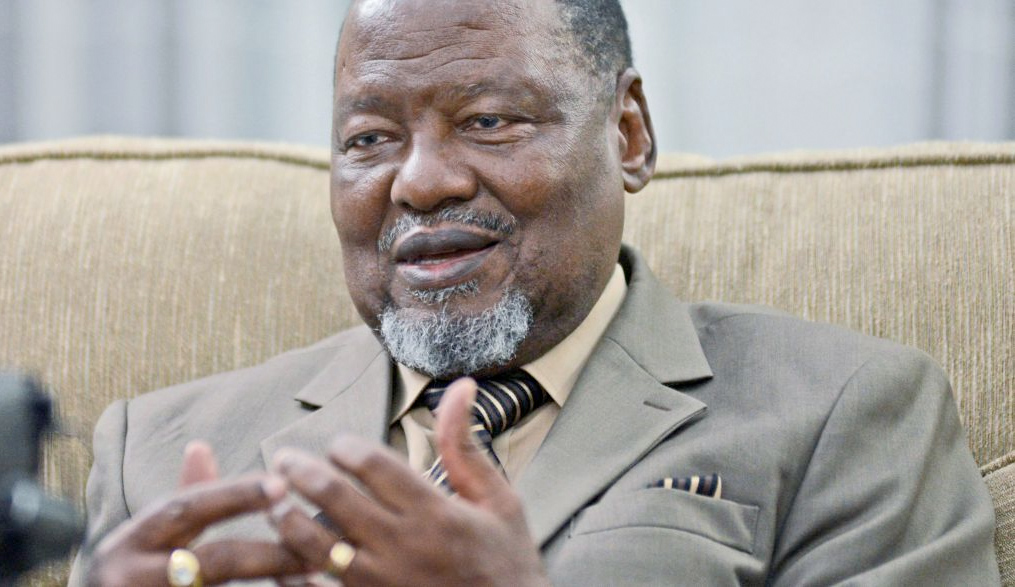 “Para os governos, o mais importante deve ser a criação de condições para satisfazer os direitos do cidadão”, aconselha Joaquim Chissano 