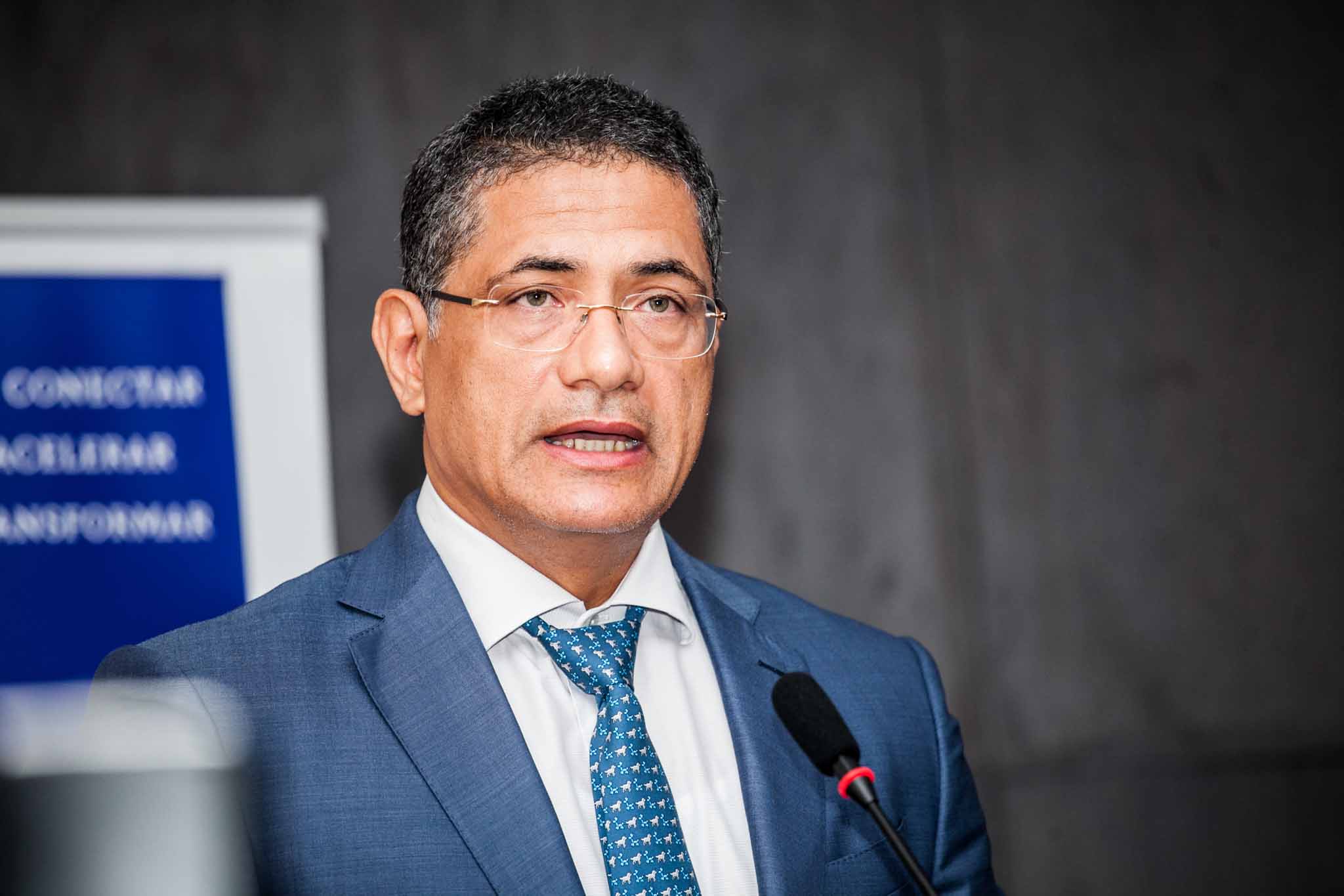 Aumento da taxa de electrificação do país lidera prioridades para este quinquénio, informa João Baptista Borges 