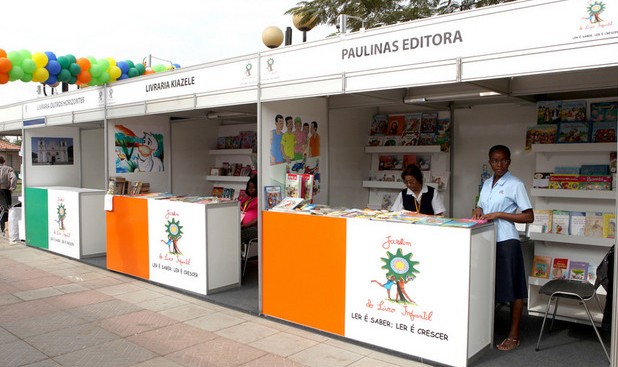 Expositores do Jardim do Livro Infantil lamentam poucas vendas