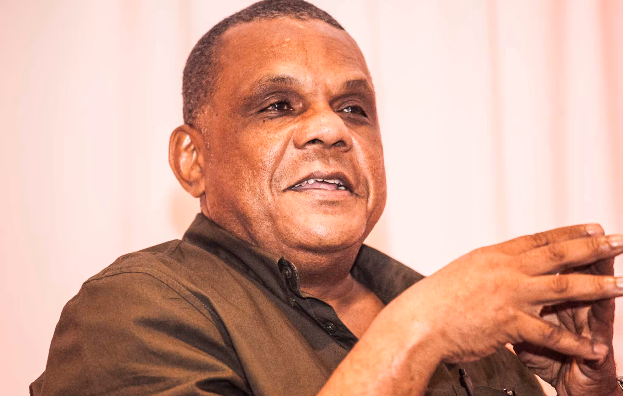 “O jornalismo em Angola não vai bem”, considera Reginaldo Silva